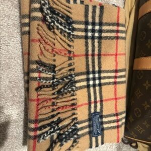 Burberry scarf